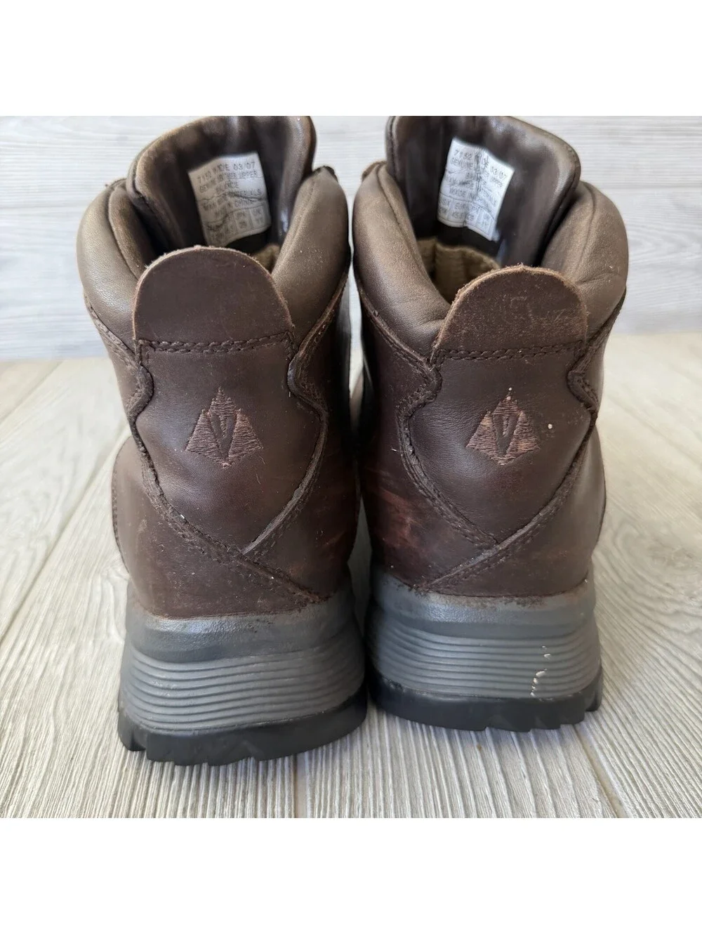 Vasque Mens Hiking Boots 12 Wide Gore-Tex Leather Vibram Waterproof Brown Trail